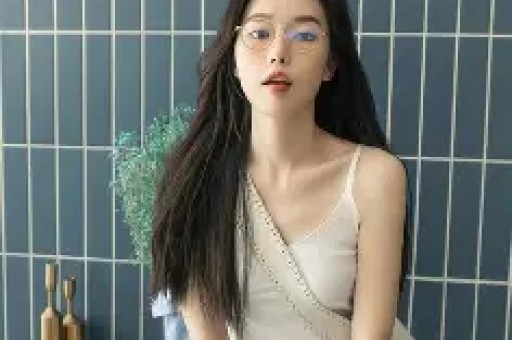 无故封号？私信涉黄？慕岩猛爆抖音黑料百合网下落也很惨？